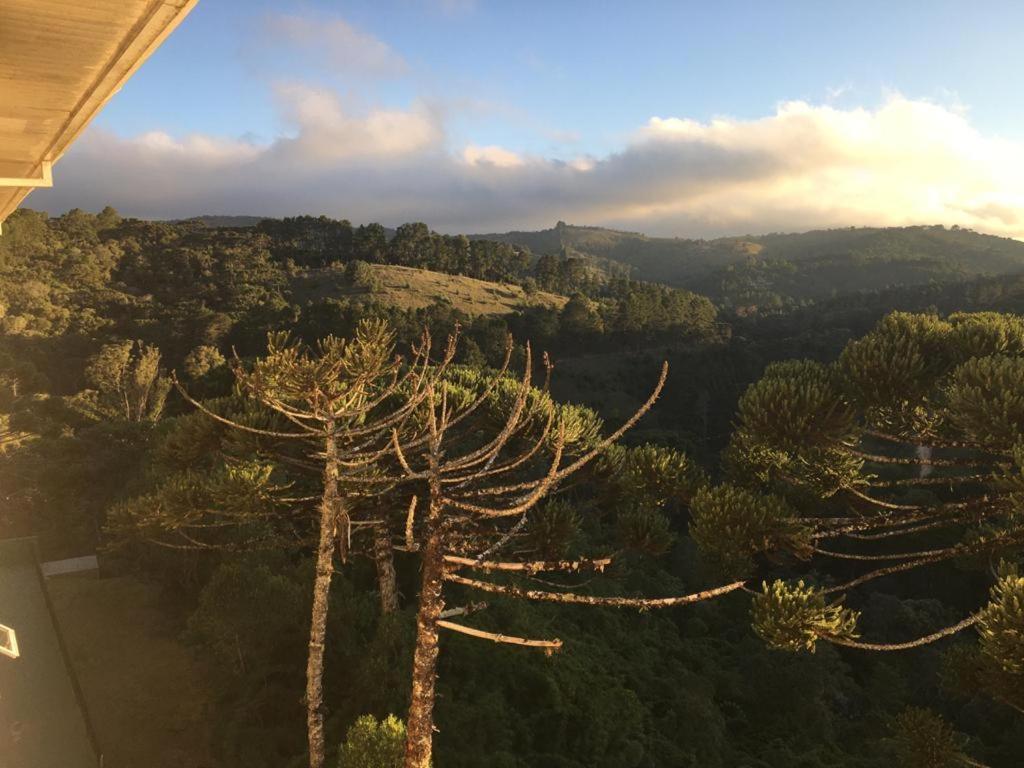 Apto Nas Montanhas Campos do Jordao Bagian luar foto